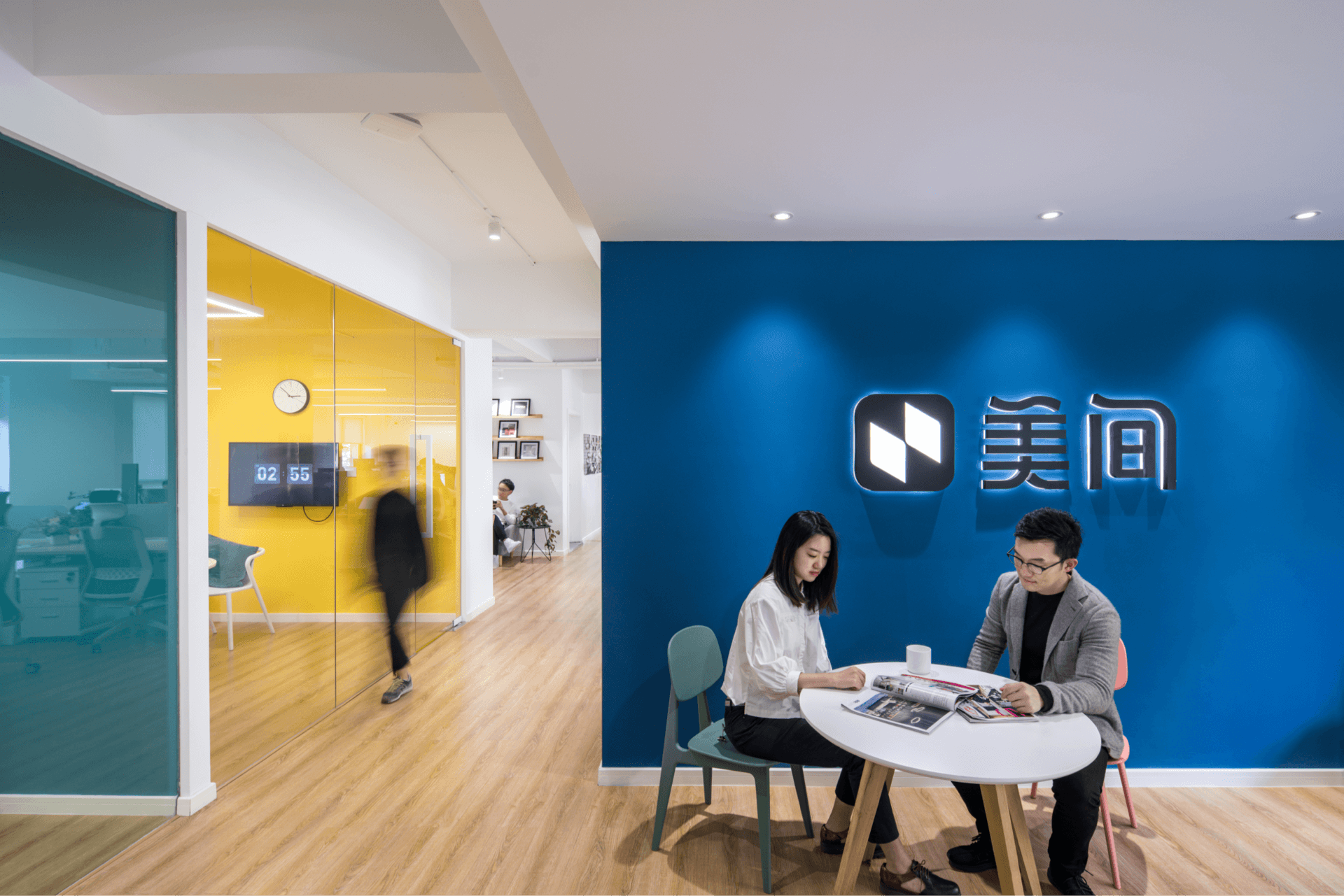 美间设计-在线创意内容云设计工具_免费海量正版软装设计方案素材模板